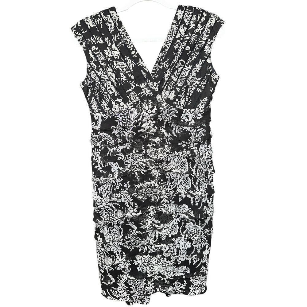 ADRIANA PAPELL V-neck Black/White  Dress 8 Bodycon Cocktail Party Wedding church